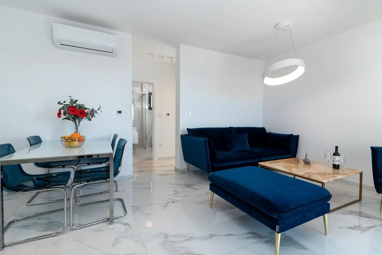 Lavender Tree - Luxury Apartments Trogir