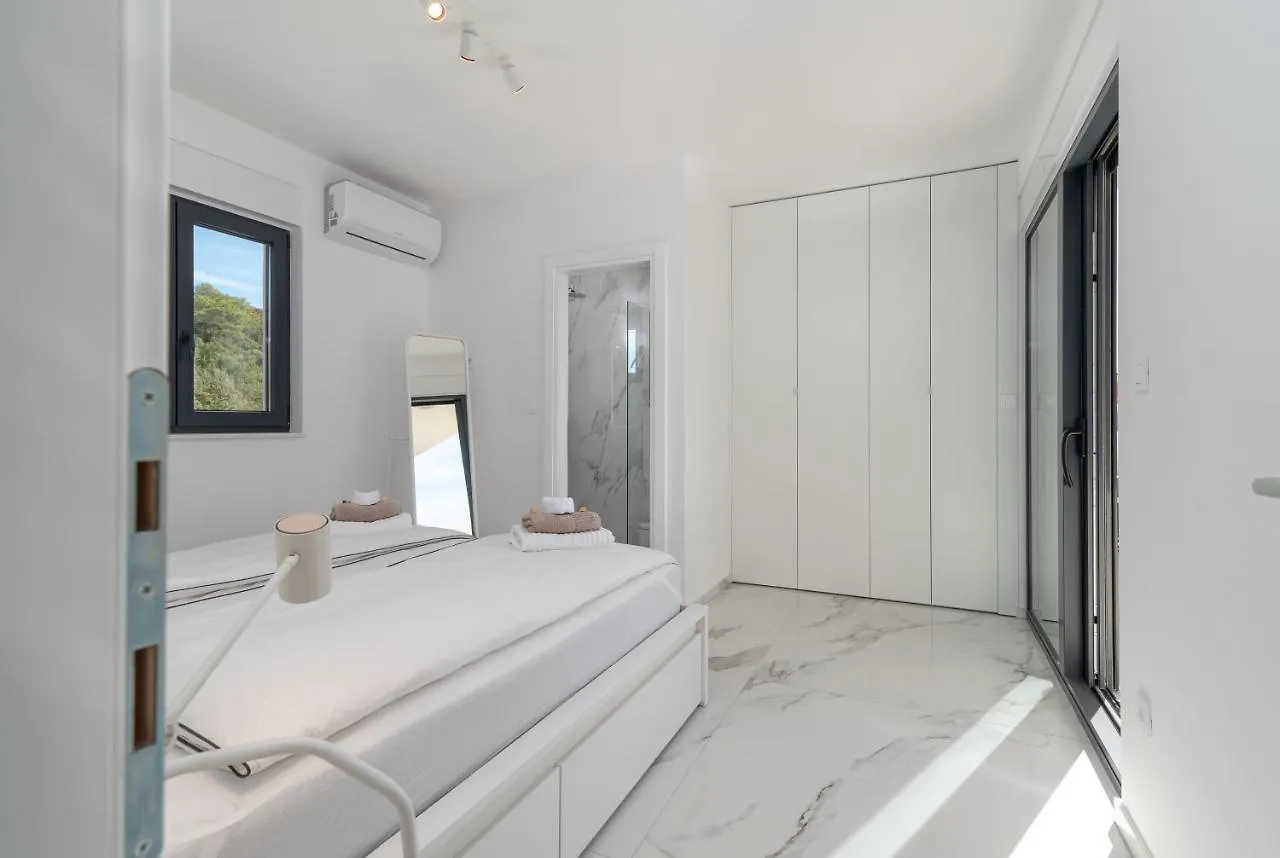 Lavender Tree - Luxury Apartments Trogir 0*,
