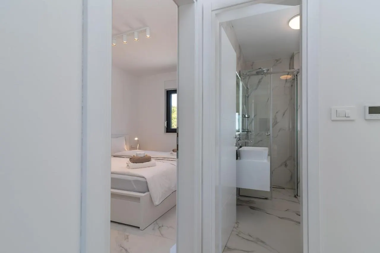 Lavender Tree - Luxury Apartments Trogir
