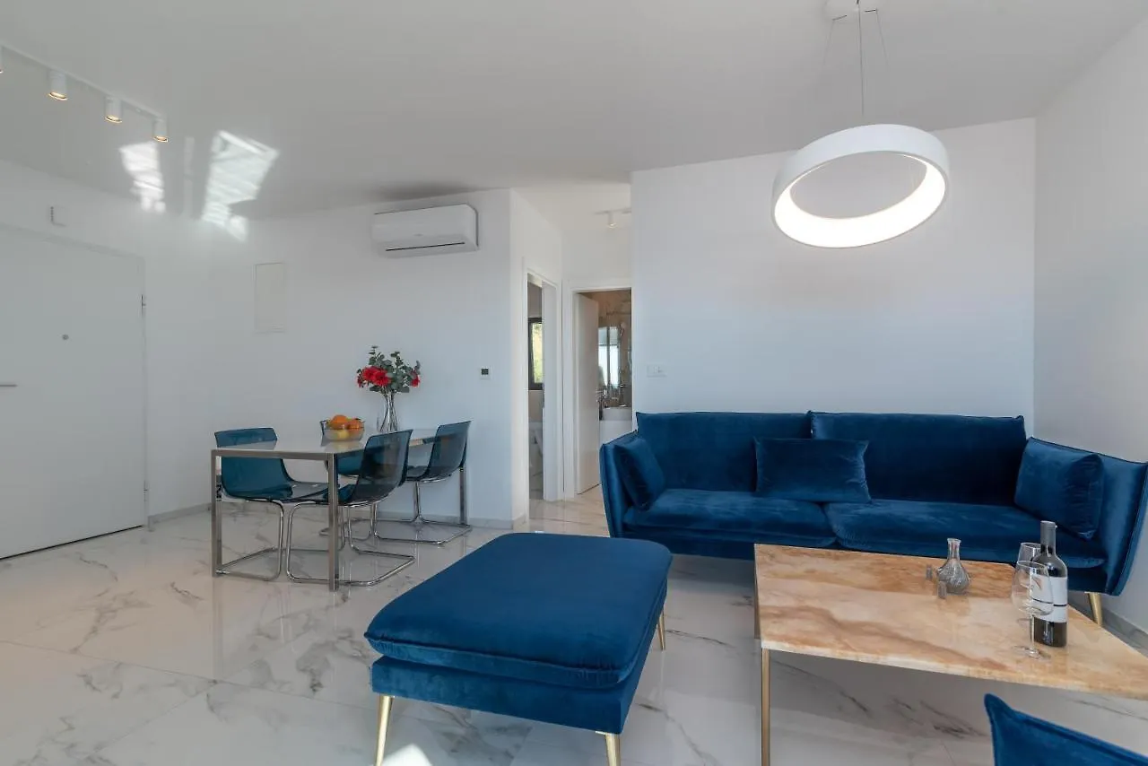 Lavender Tree - Luxury Apartments Trogir